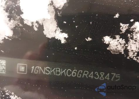 2016 Chevrolet Tahoe Lt z USA, uszkodzony, nr VIN 1GNSKBKC6GR438475